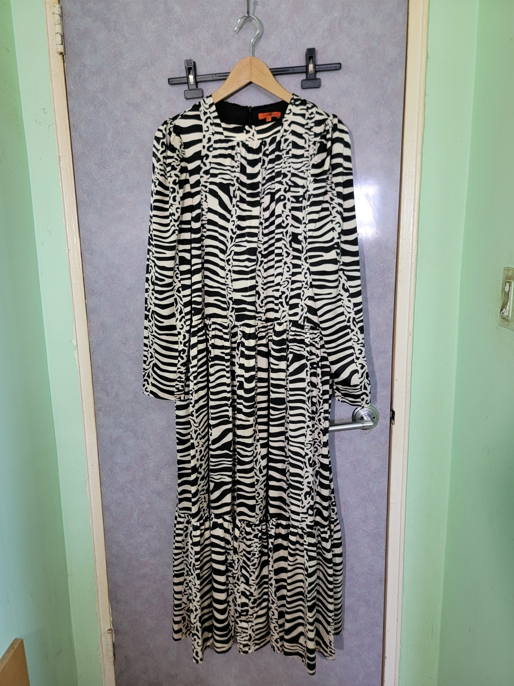 Maple & Cliff Black & White Zebra Print Long Sleeve Dress